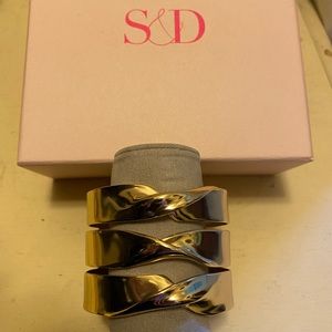 Twist Statement Cuff (Stella & Dot)